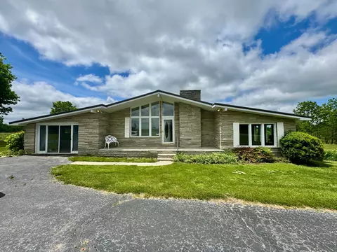 1039 Old Martha Washngton Rd, Clarkrange, TN 38553