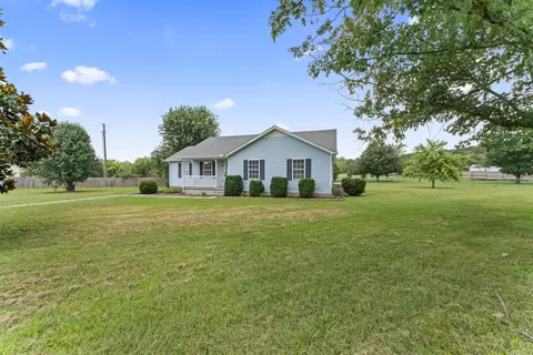 232 Elmwood Dr, Murfreesboro, TN 37128