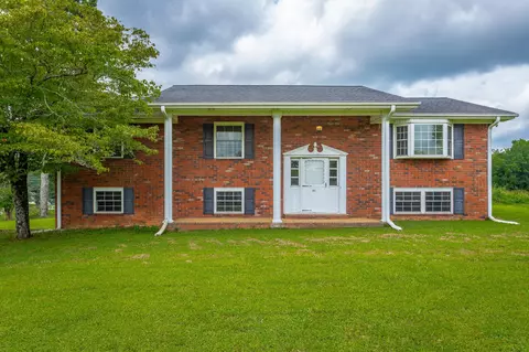 51 Poppy Ln, Ringgold, GA 30736