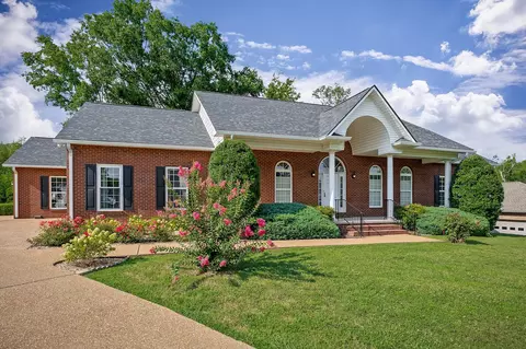2108 Boxwood Cir, Cookeville, TN 38506