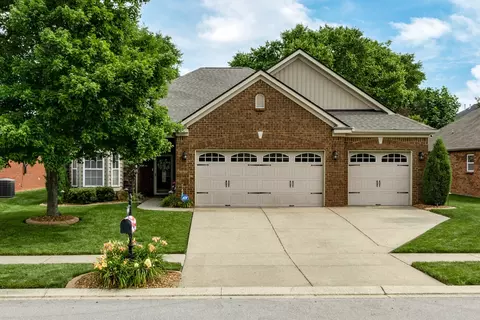 305 Meandering Dr, Lebanon, TN 37090