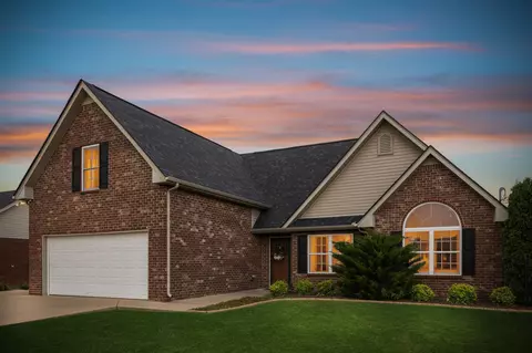 2717 Ridgewood Dr, Christiana, TN 37037
