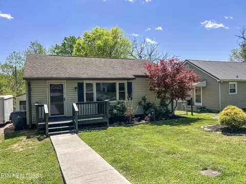 2800 Avondale Ave, Knoxville, TN 37917