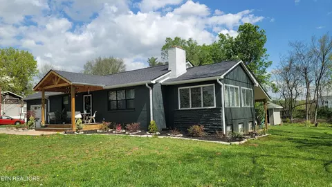 5616 Kentwood Rd, Knoxville, TN 37912