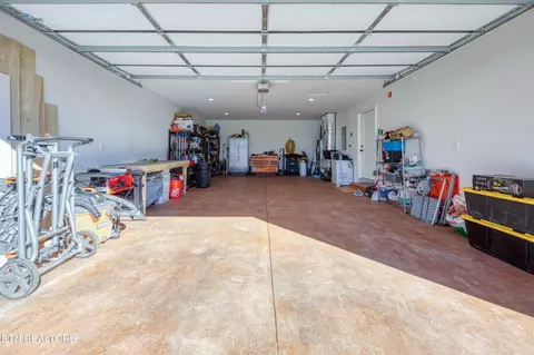 895 N Ridgecrest Rd, Luttrell, TN 37779 photo 17