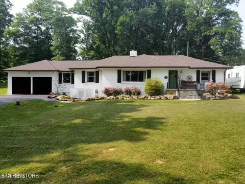 4905 Silva Dr, Knoxville, TN 37914