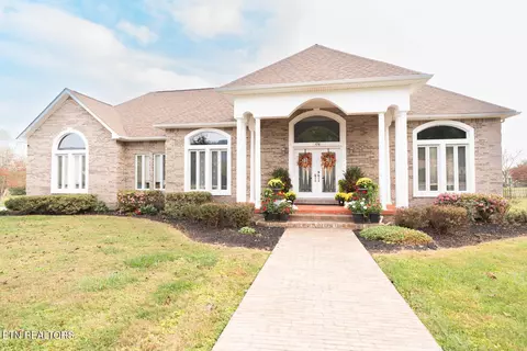 176 Fincastle Dr, La Follette, TN 37766
