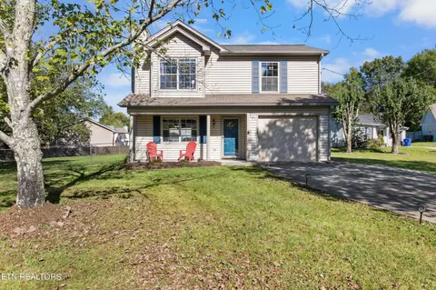 701 Penfield Ln, Knoxville, TN 37918