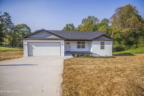 174 Cross View Ln, La Follette, TN 37766