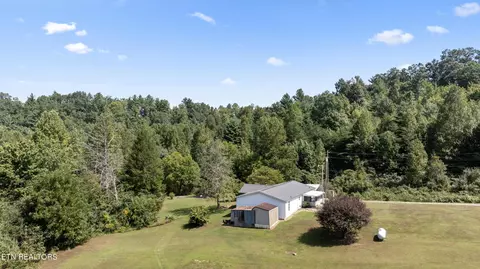 134 Doc Howard Rd, Lancing, TN 37770 photo 3