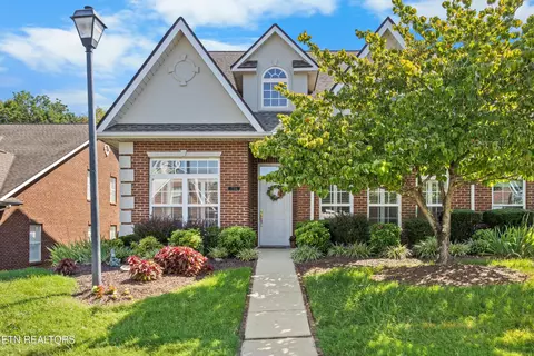 736 Poets Corner Way, Knoxville, TN 37919