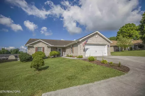 806 Wade Rd, Seymour, TN 37865