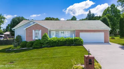 308 Basilfield Dr, Knoxville, TN 37920