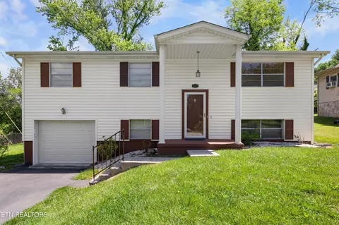 108 Holston Ct, Knoxville, TN 37914