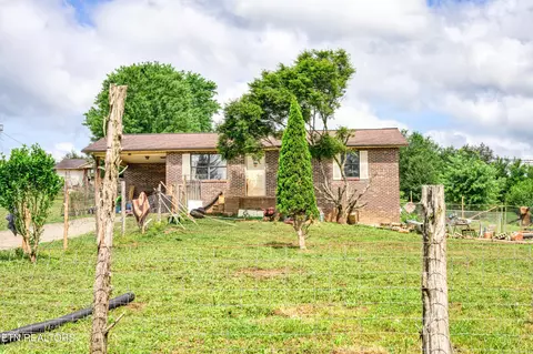 200 Old Suddath Rd, Harriman, TN 37748