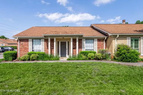 7914 Gleason Dr #1095, Knoxville, TN 37919