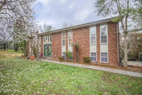 412 Farmers Hollow Rd, Clinton, TN 37716