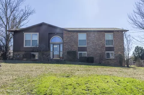 619 Catalpa St, Seymour, TN 37865
