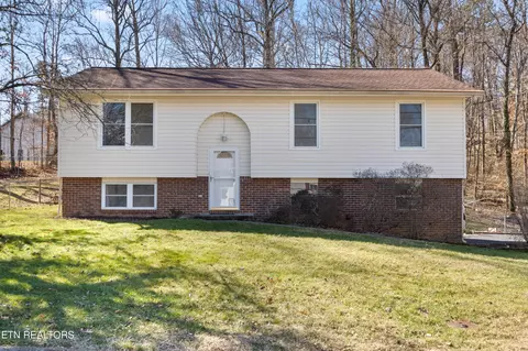 6004 Westmeade Rd, Knoxville, TN 37921