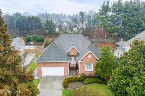 7027 Lawford Rd, Knoxville, TN 37919