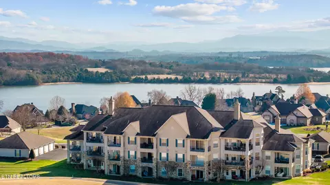 535 Rarity Bay Pkwy #302 D, Vonore, TN 37885