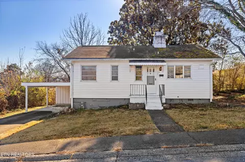 115 E Pasadena Rd, Oak Ridge, TN 37830