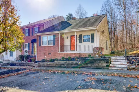 3847 Tambark Dr, Knoxville, TN 37917