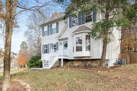 12585 Daisywood Dr, Knoxville, TN 37932