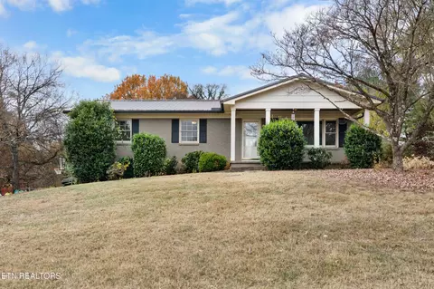 1313 Willmann Ln, Knoxville, TN 37919
