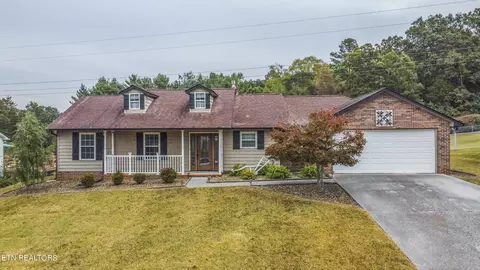 168 Covenant Cir, Lenoir City, TN 37772