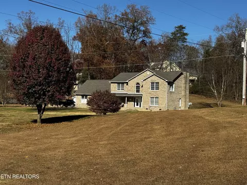450 Miller Rd, Clinton, TN 37716