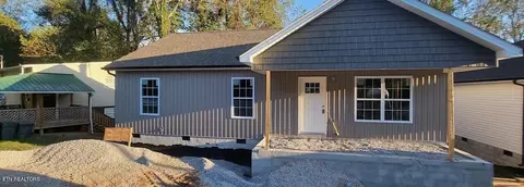 355 W Outer Dr, Oak Ridge, TN 37830