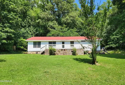 1749 Parksville Rd, Benton, TN 37307