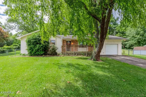 7223 Winchester Dr, Knoxville, TN 37919