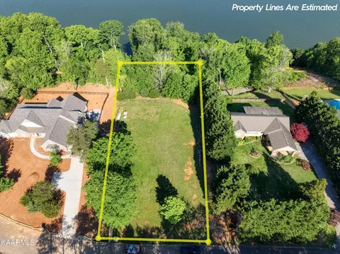 150 Bluffton Rd, Friendsville, TN 37737