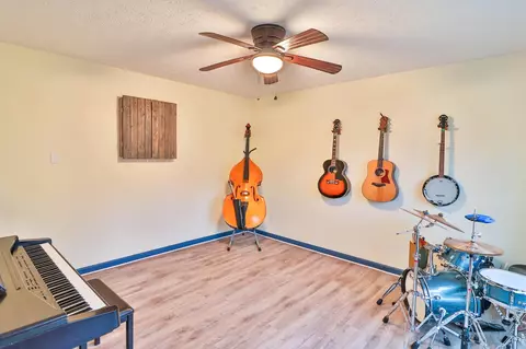 7704 Holcombridge Blvd, Powell, TN 37849 photo 5