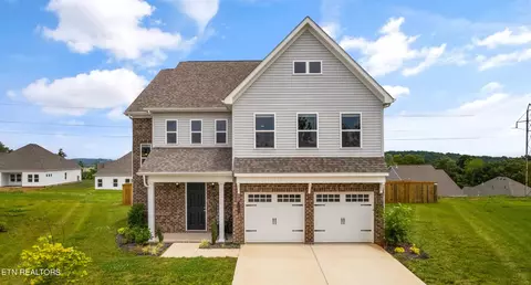 129 Balsam Cir, Lenoir City, TN 37771