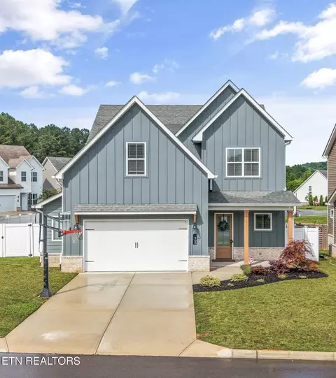 900 Belle Pond Ave, Knoxville, TN 37932
