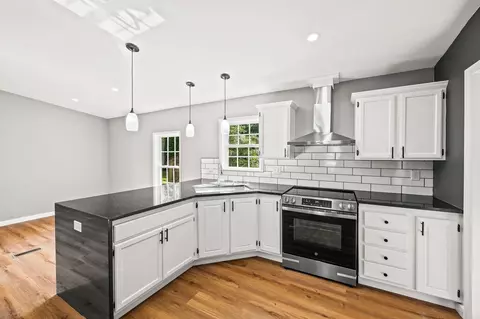 Kitchen - 83 Summer Cir, Morrison, TN 37357 photo 1 of 3