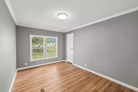 Bedroom - 83 Summer Cir, Morrison, TN 37357 photo 3 of 5