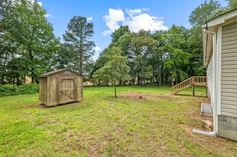 Exterior - 83 Summer Cir, Morrison, TN 37357 photo 4 of 4