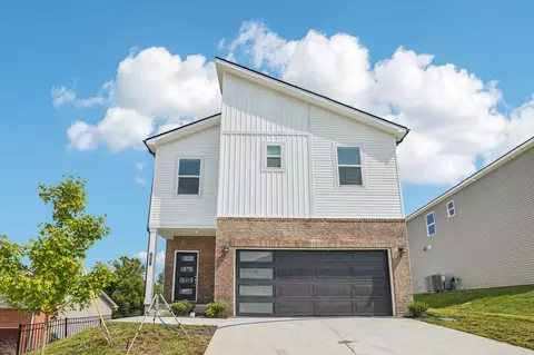 3881 Northbrook Dr, Nashville, TN 37207