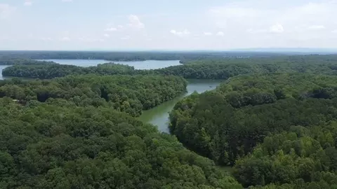 1 Summer Lake Ct, Winchester, TN 37398