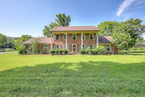 2010 Hartland Rd, Franklin, TN 37069