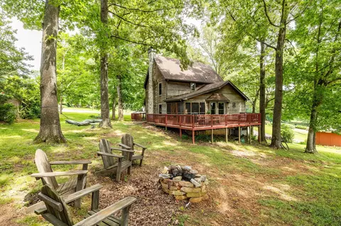 Exterior - 103 Timberlake Dr, Springfield, TN 37172 photo 3 of 21