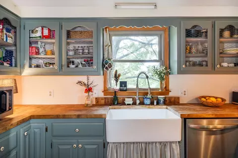 Kitchen - 103 Timberlake Dr, Springfield, TN 37172 photo 7 of 7