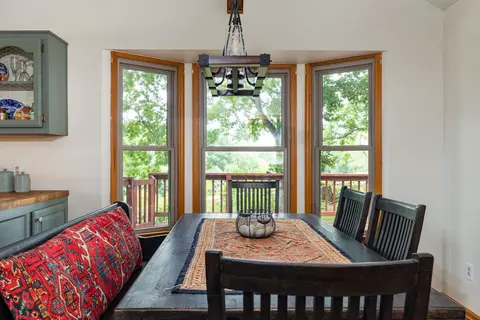 Dining - 103 Timberlake Dr, Springfield, TN 37172 photo 2 of 3