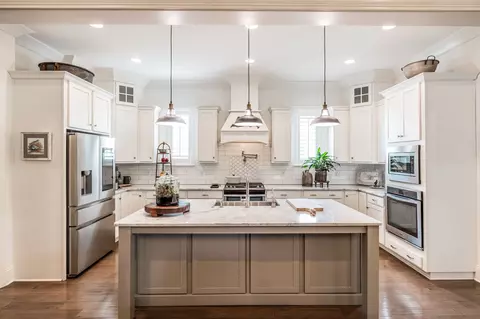 1536 Drakes Creek Rd, Hendersonville, TN 37075