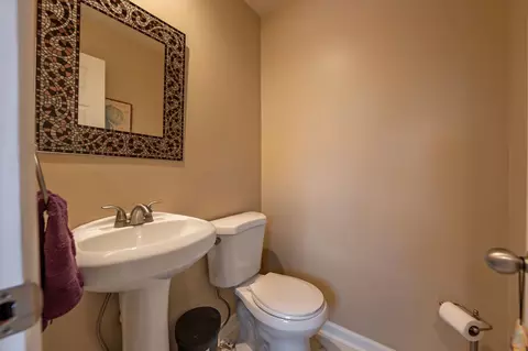 Bath - 108 Sam Davis Dr, Springfield, TN 37172 photo 4 of 4