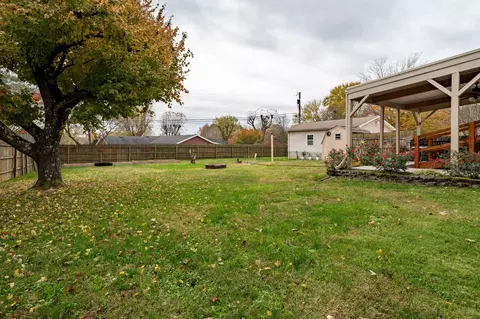 Exterior - 108 Sam Davis Dr, Springfield, TN 37172 photo 9 of 10